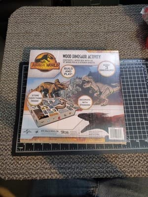 Jurassic World Dominion Wood Dinosaur Activity - Build, Stickers, Store - New 3+ - Thumbnail 2