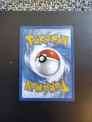 Wailord 032/185 Holo Rare Vivid Voltage Pokemon Holo Near Mint - Thumbnail 2