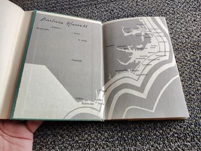 Legends of the Outer Banks and Tar Heel Tidewater by Whedbee Hardback dust jacke - Thumbnail 5