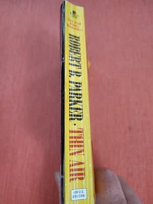 Thin Air (Spenser) - Paperback By Parker, Robert B. - Thumbnail 3