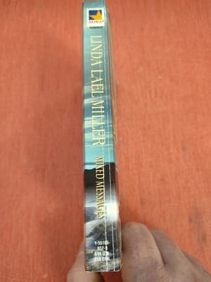 Mixed Messages by Linda Lael Miller (2002, Mass Market) - Thumbnail 3