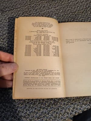 Travels With Charley by John Steinbeck Bantam Book Paperback - Thumbnail 5