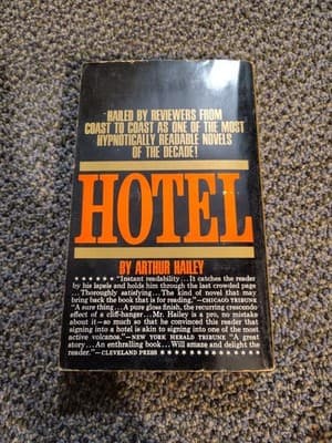 Hotel By Arthur Hailey Book - Thumbnail 2