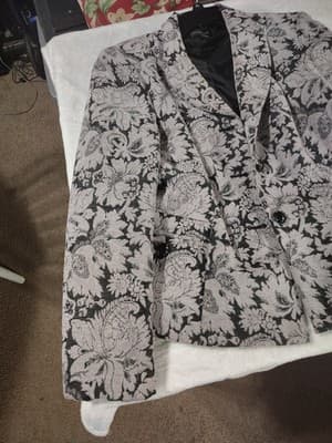 Women's Focus 2000 Flower Print Rayon Jacket (Color: Lilac/Black) Size: 14 - Thumbnail 2