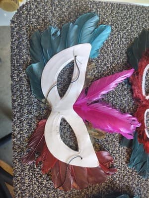 Vintage Mardi Gras Masquerade Mask Handmade Feathers - Thumbnail 4