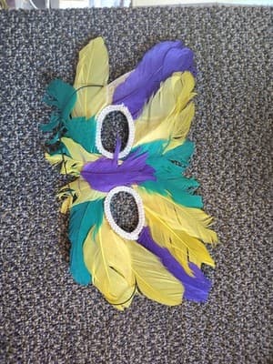Vintage Mardi Gras Masquerade Mask Handmade Feathers - Thumbnail 9