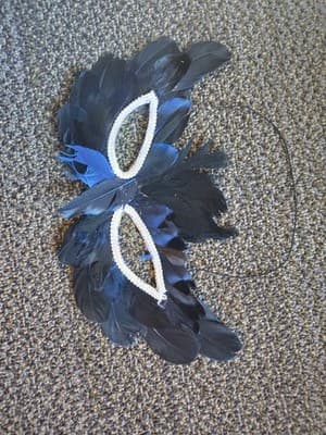 Vintage Mardi Gras Masquerade Mask Handmade Feathers - Thumbnail 7