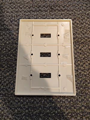 Eagle 2041A White 3-Gang Toggle Switch Plastic Mid-Size Wallplate Cover Plate - Thumbnail 2