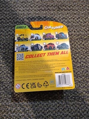 MGA CarTuned Series 8 No 01 79 GMC Vandura Customs Yellow - Thumbnail 2