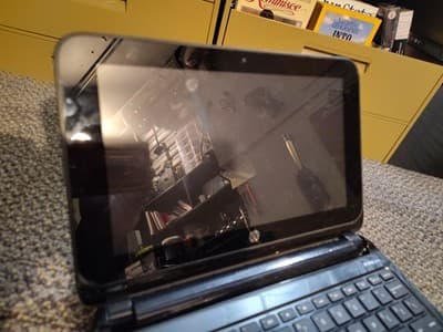 hp laptop, Not Working, Parts Only, Purchase As Is, Scrap - Thumbnail 7