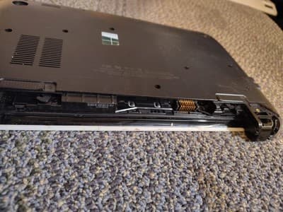 hp laptop, Not Working, Parts Only, Purchase As Is, Scrap - Thumbnail 4