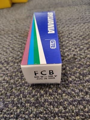 PROJECTOR LAMP -FCB -600W 120V -SYLVANIA - Thumbnail 2