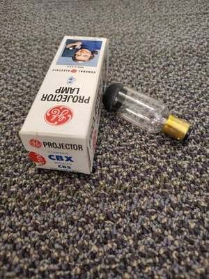 NOS GE CBX/CBS Projector Lamp 115-125V 75W - Thumbnail 4