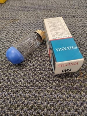 projector lamp bulb replacement-CWA-750W 120V -SYLVANIA - Thumbnail 4