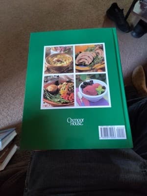 NEW Southern Living Annual Recipes (1999) by Leisure Arts Coookbook - Thumbnail 2