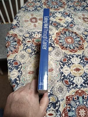 EATING WELL THROUGH CANCER Holly Clegg Gerald Miletello MD 2006 Soft Cover - Thumbnail 3