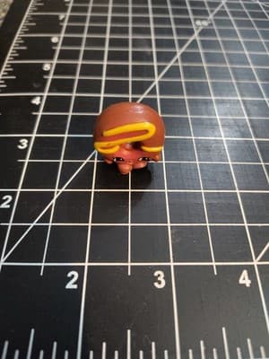 SHOPKINS SEASON 4 DOLLY DONUT SWEET TREATS FIGURE - Thumbnail 3