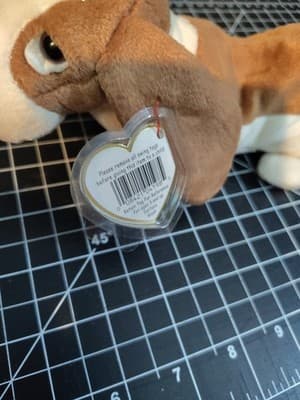 🐾TRACKER 🐾 1997 Ty Beanie Babies Brown & Cream Basset Hound DOG Plush *MWMT* - Thumbnail 3