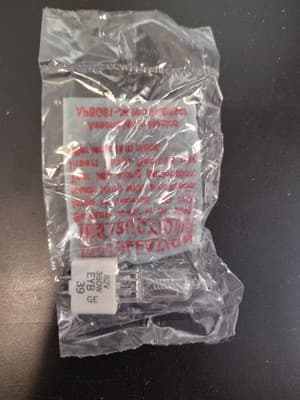 GE Quartzine Projection Lamp Incandescent Light Bulb no. EYB 82 Volt 360 Watt - Thumbnail 2
