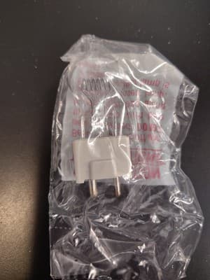 GE General Electric Quartzline Projection Lamp Light Bulb 600w 120V DYS/DYV/BHC - Thumbnail 3