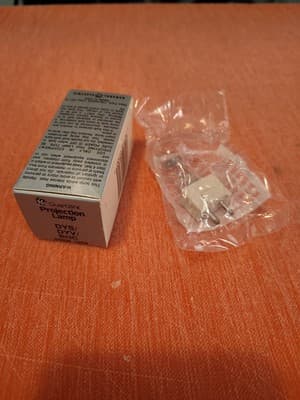 GE General Electric Quartzline Projection Lamp Light Bulb 600w 120V DYS/DYV/BHC - Thumbnail 3