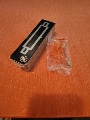 projector lamp bulb replacement-DDN -20V 200W -GE - Thumbnail 3