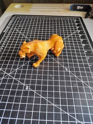 Ice Age Diego Sabertooth Tiger Jumping toy Burger King 2014 - Thumbnail 2