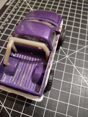 1998 SOMA PURPLE & WHITE 4X4 MIGHTY WHEELS PICK UP TRUCK DIECAST HOOD OPENS RARE - Thumbnail 4