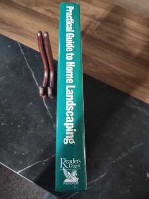 Readers Digest Practical Guide to Home Landscaping PB - Thumbnail 3