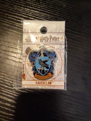 Loungefly Warner Bro Wizarding World Of Harry Potter Ravenclaw House Crest Pin