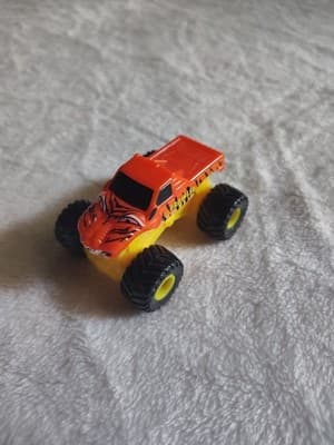 SFX Motorsports Prowler Mini MONSTER TRUCK Pull Back Action 2002 Plastic - Thumbnail 2