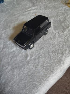 A2 1:36 TRABANT 601 BLACK One Tire Is Different Than The Rest - Thumbnail 2