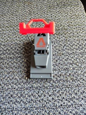 Victor M140B Quick Kill Mouse Traps - 2 Pack - Thumbnail 3