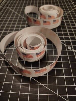 1 Roll Of 100 Brand New Stamps, Sealed USPS Stamps FREE SHIPPING - Thumbnail 3