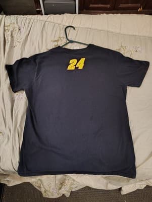 Chase Elliott Autographed T-Shirt-Hooters Racing NASCAR #24. Black Sz. Large. - Thumbnail 2