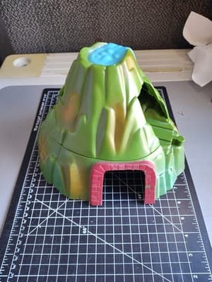 Replacement Mountain Waterfall “R” Geoffrey for Imaginarium Sound City Railway - Thumbnail 4