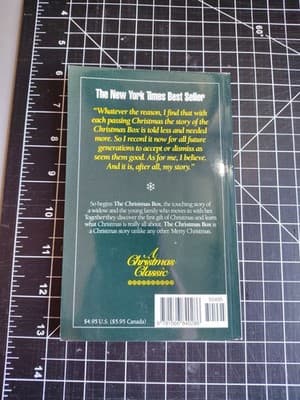 THE CHRISTMAS BOX by Richard Paul Evans a paperback book - Thumbnail 2