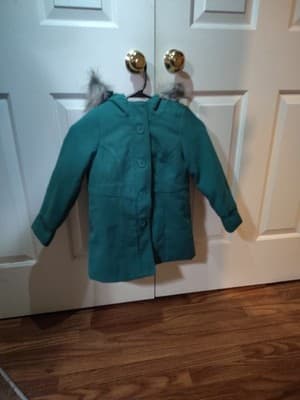 Girls' Solid Faux Fur Jacket - Cat & Jack™ XS - Thumbnail 3