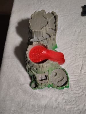Makes A Lot Of Playsets And Landscapes For Miscellaneous Toys - Thumbnail 2