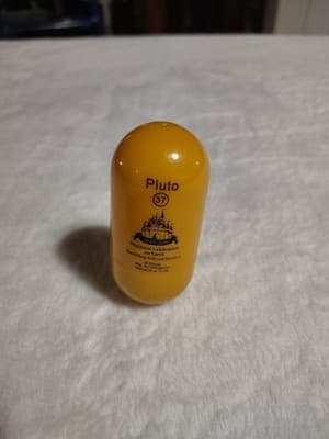 Vintage Disney/ Kellogs #37 Pluto Mighty Beanz dated 2005-2006 - Thumbnail 2