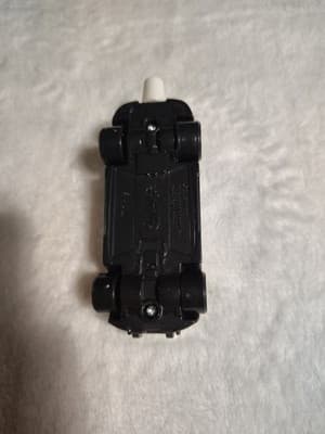 Hot Wheels 2014 White Car Made for McDonald's in China - Thumbnail 5