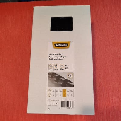 Plastic Comb Bindings 1/2" Diameter 90 Sheet Capacity Black 100/Pack 52326