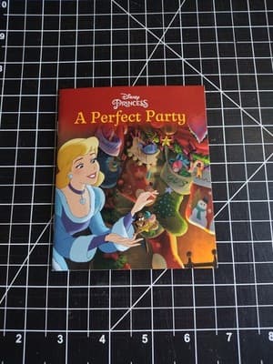 Disney Princess Mini Book A Perfect Party 4-5/8” x 3-7/8” Autumn Publishing 2022