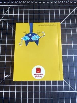 Pete the Cat and His Magic Sunglasses Children's Illustrated Fiction Paperback - Thumbnail 2