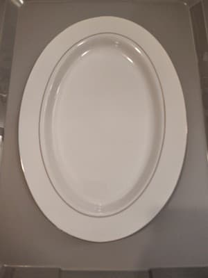 Lynns Fine China 14” Oval platter White With Gold Trim kitchenware dinnerware