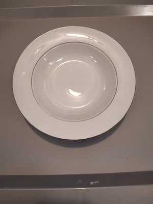 Lynn’s Fine China Valentine 8.75" Soup Bowls 2