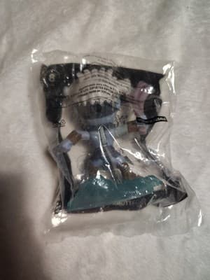 McDonalds Happy Meal toy ~ Black Panther Wakanda Forever ATTUMA #8 ~ NIP - Thumbnail 2