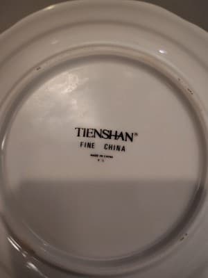Tienshan Rose Y.S Rose With Gold Trim 8.25" Soup Bowl - Thumbnail 3