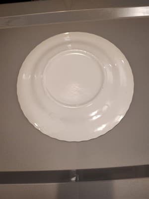 Vintage 1970s SCIO Japan Christmas Holly Berry Swirl Rim Dinner Plate - Thumbnail 3