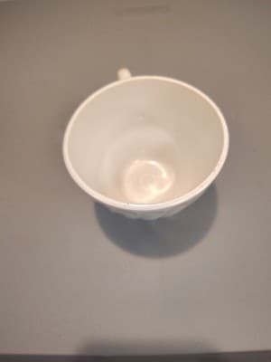 Vintage SCIO Holly Berries Christmas Swirl Cup - Thumbnail 2